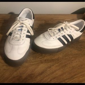 SAMBAROSE platform sneaker